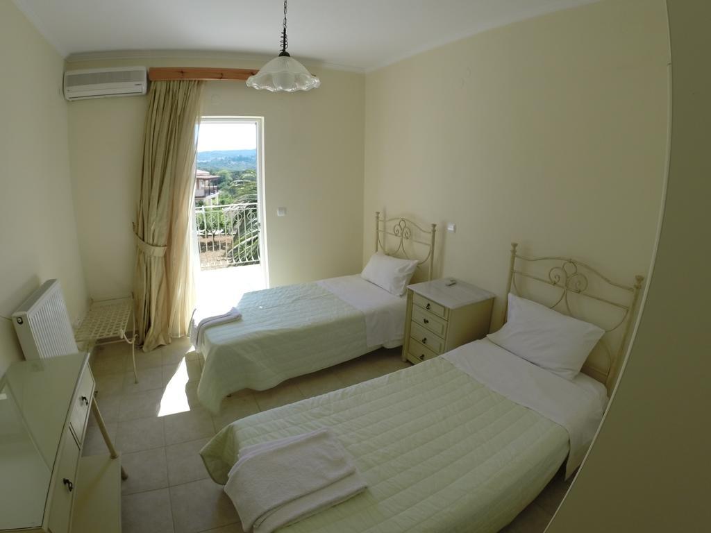 Irini'S Villa Аргостолион Стая снимка