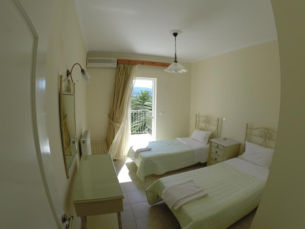 Irini'S Villa Аргостолион Стая снимка